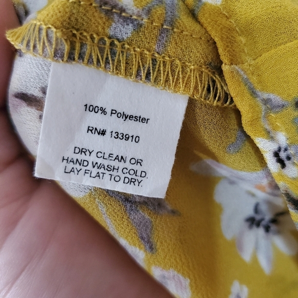 Show Me Your MuMu Triple Decker Romper Size Small - Picture 9 of 15